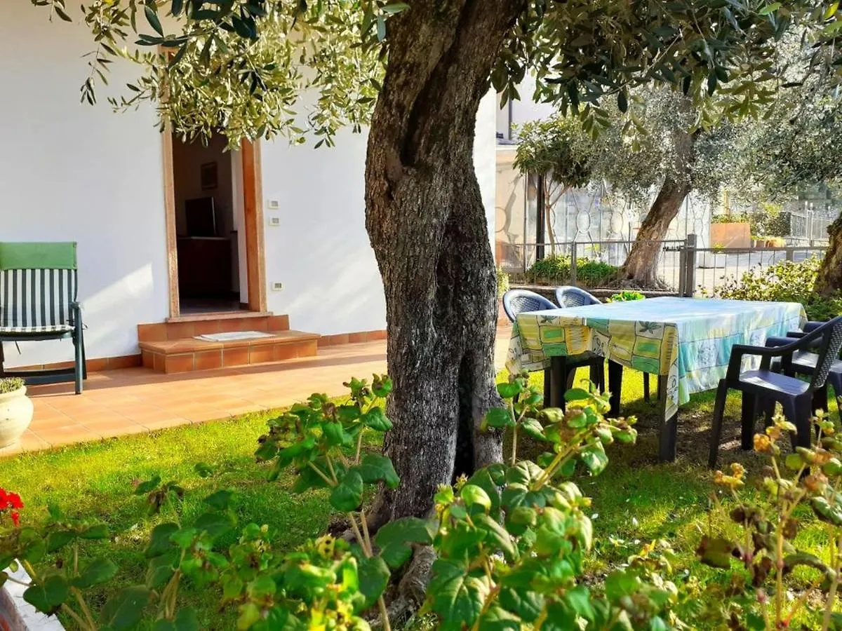 Casa Lucia Villa Brenzone sul Garda Italy